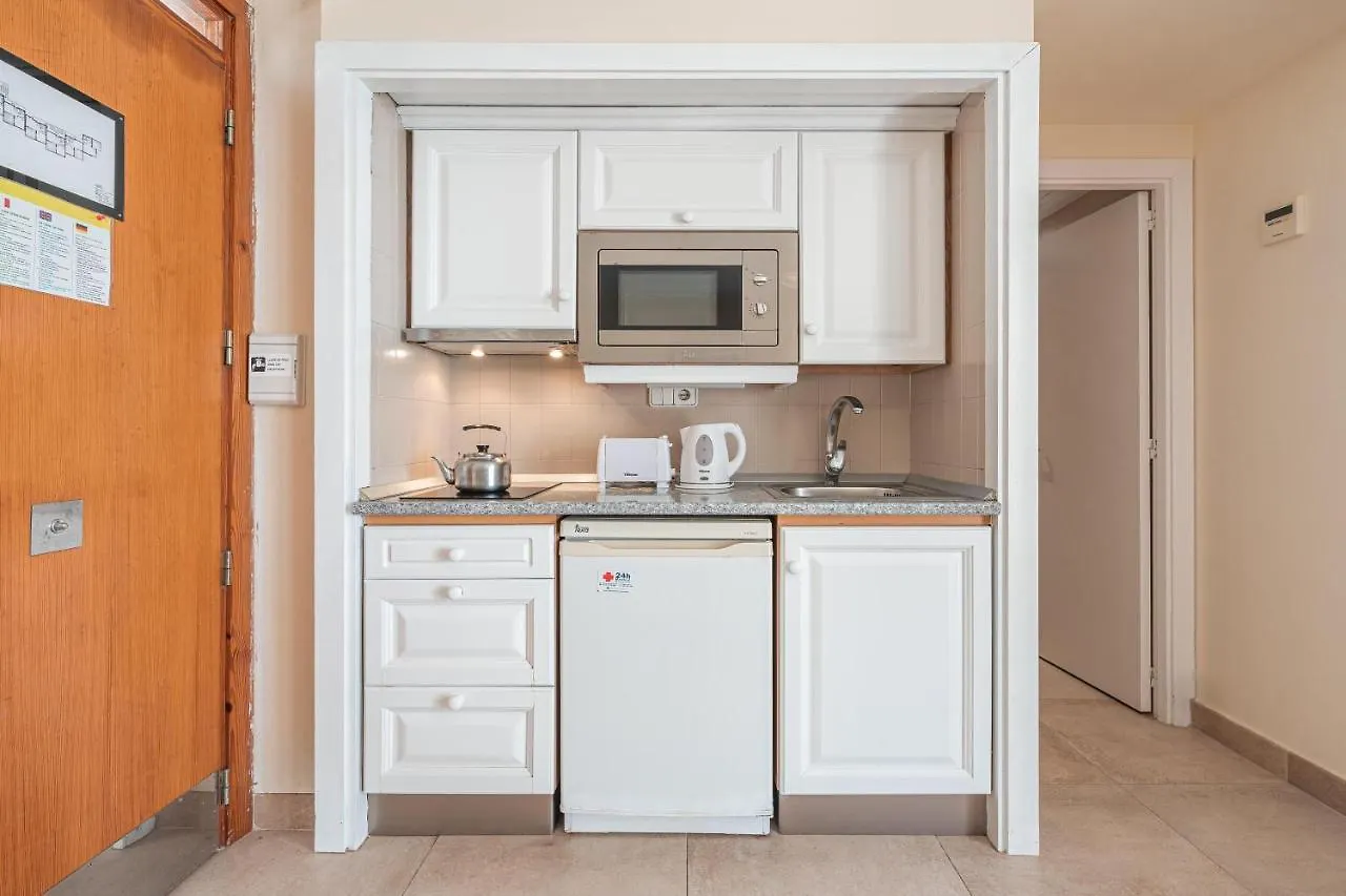 Apartamentos Ferrera Pins Феланич Апартаменты
